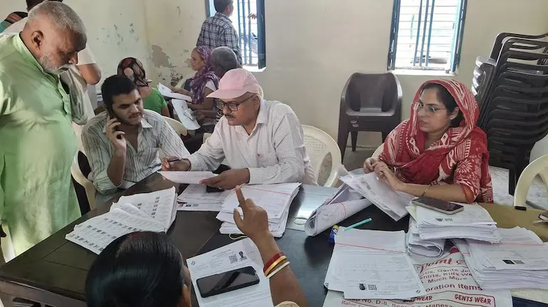 delhi-sir-draft-voter-list-2026-477-lakh-names-claim-form-6