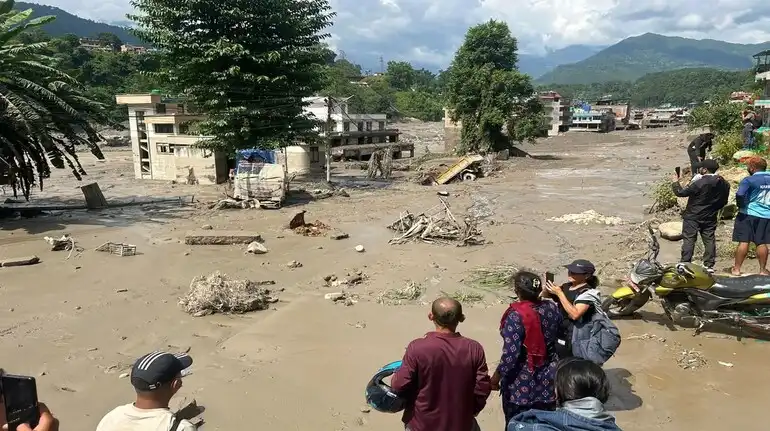 nepal-flood-video-291-foreigners-missing-105-indian-tourists-rasuwa