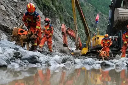 nepal-flood-hydropower-project-900-people-missing-trishuli-3a-rescue-operation