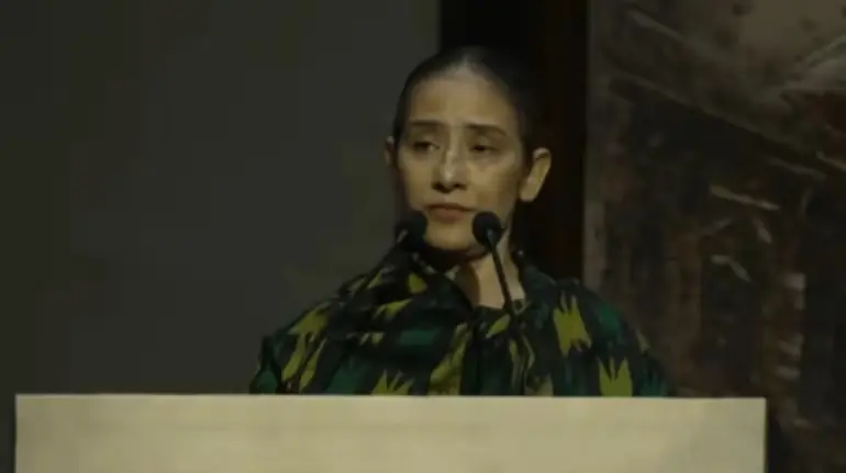manisha-koirala-nepal-flood-tourism-international-community-appeal