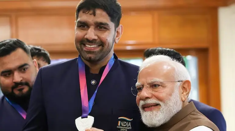pm-modi-pakistan-boxer-narendra-berwal-viral-video