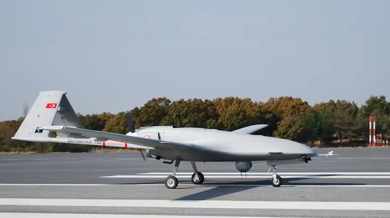 pakistan-loc-bayraktar-tb2-drone-turkey-dangerous