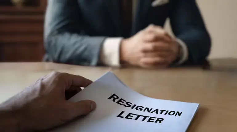 viral-post-engineer-resigns-without-job-offer-mental-peace
