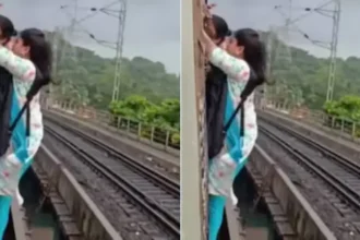 mumbai-local-women-hanging-outside-train-viral-video-safety-debate