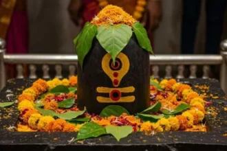 sawan-bel-patra-ke-upay-bilva-tree-diya-benefits
