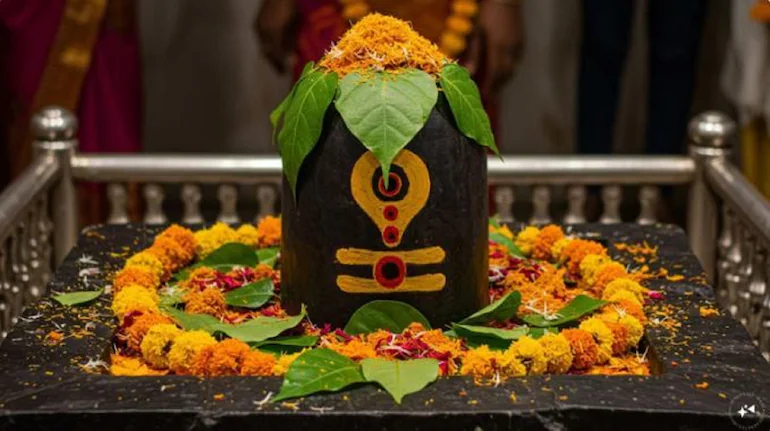 sawan-bel-patra-ke-upay-bilva-tree-diya-benefits
