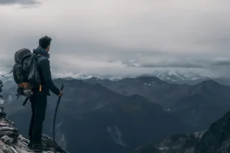 badalon-ki-video-banakar-85-lakh-cloudscape-observer-dream-job