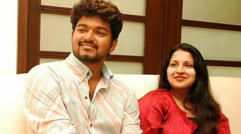 thalapathy-vijay-wife-sangeetha-withdraws-divorce-plea