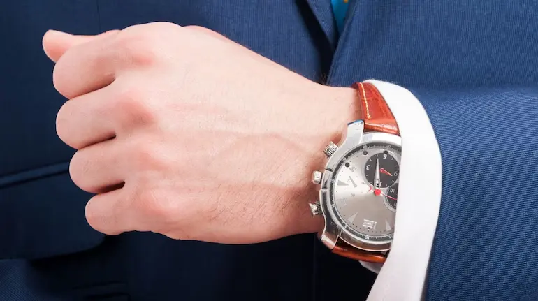 fake-rolex-watch-500-crore-businessman-story