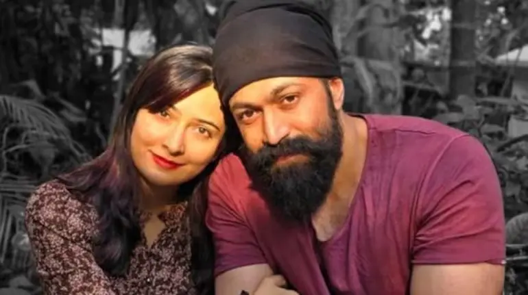 yash-toxic-radhika-pandit-thank-you-shooting-support