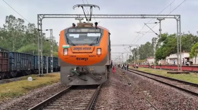 gorakhpur-delhi-amrit-bharat-express-27-august-timing-route