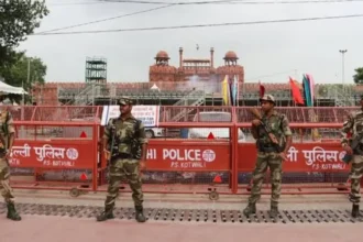 delhi-bomb-threats-red-fort-igi-airport-high-alert-before-independence-day