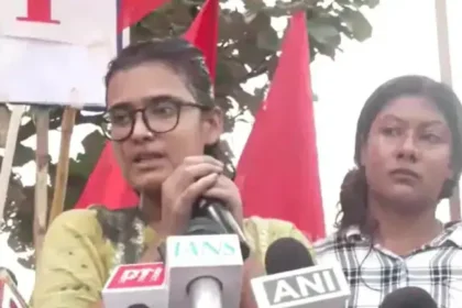 neha-bora-ink-attack-ranchi-rahul-gandhi-press-conference-know-who-is-neha-bora