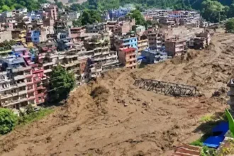 nepal-flood-up-alert-maharajganj-kushinagar-rakesh-tikait-stranded