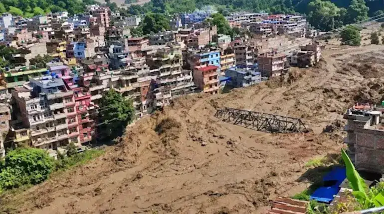 nepal-flood-up-alert-maharajganj-kushinagar-rakesh-tikait-stranded