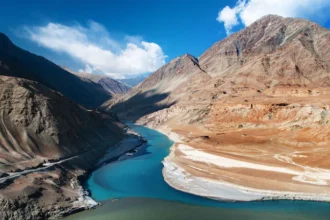 ladakh-first-rock-check-dam-indus-river-water-irrigation