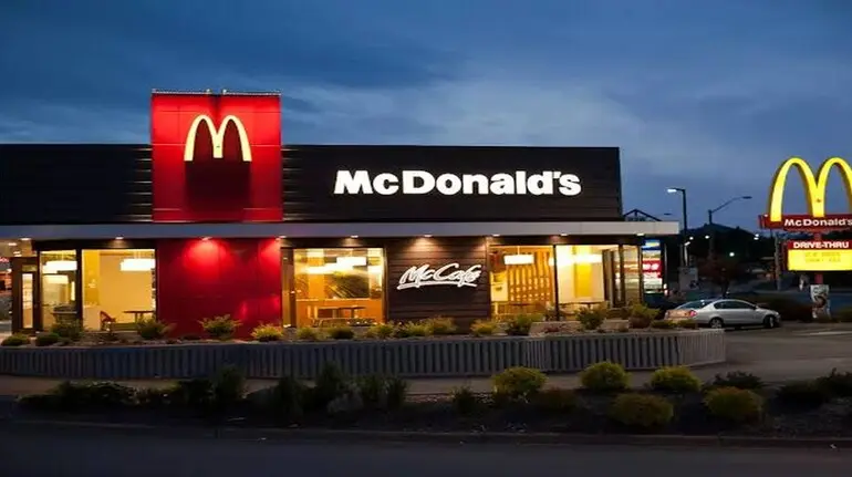 mcdonalds-india-intern-unpaid-salary-viral-post-two-jobs