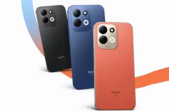 # Redmi 17 5G और Note 17 Pro की कीमतें लीक! ₹25 हजार से शुरू हो सकती है कीमत, 10,000mAh बैटरी वाला Pro Max भी आएगा ## Redmi 17 5G Price: Xiaomi की Redmi 17 सीरीज को लेकर बाजार में हलचल तेज हो गई है। लॉन्च से पहले Redmi 17 5G और Redmi Note 17 Pro की संभावित कीमतों से जुड़ी जानकारी सामने आई है। जानिए दोनों फोन में क्या मिल सकता है खास। Xiaomi की सब-ब्रांड Redmi जल्द ही भारतीय बाजार में अपनी नई **Redmi 17 सीरीज** पेश कर सकती है। कंपनी पहले ही Redmi 17 5G को भारत में लॉन्च किए जाने की पुष्टि कर चुकी है। अब आधिकारिक लॉन्च से पहले एक चर्चित टिप्स्टर ने इस सीरीज के कुछ स्मार्टफोन्स की संभावित कीमतों की जानकारी साझा की है। लीक के मुताबिक, **Redmi 17 5G की शुरुआती कीमत करीब ₹25,000** हो सकती है। वहीं, Redmi Note 17 Pro और Redmi Note 17 Pro Max 5G को इससे ऊपर के सेगमेंट में उतारे जाने की उम्मीद है। हालांकि, Xiaomi ने अभी इनकी कीमतों और सभी स्पेसिफिकेशन्स की आधिकारिक पुष्टि नहीं की है। ## Redmi 17 5G की कीमत कितनी हो सकती है? टिप्स्टर अभिषेक यादव की ओर से सामने आई जानकारी के अनुसार, Redmi 17 को भारत में करीब **₹25,000 की शुरुआती कीमत** के साथ पेश किया जा सकता है। बताया जा रहा है कि इसका बेस मॉडल 6GB RAM और 128GB स्टोरेज के साथ आ सकता है। इसके अलावा 8GB RAM और 128GB स्टोरेज वाले वेरिएंट की कीमत ₹30,000 से कम रहने की उम्मीद जताई गई है। हालांकि, लीक में स्टोरेज और कीमत को लेकर कुछ अलग-अलग आंकड़े सामने आए हैं, इसलिए इन्हें फिलहाल पक्की जानकारी नहीं माना जा सकता। लॉन्च के समय Xiaomi अलग-अलग RAM और स्टोरेज कॉन्फिगरेशन के हिसाब से कीमत तय कर सकती है। ऐसे में कंपनी की आधिकारिक घोषणा का इंतजार करना बेहतर होगा। ## Redmi 17 में मिल सकता है नया Snapdragon प्रोसेसर Redmi 17 5G के प्रोसेसर को लेकर भी दिलचस्प जानकारी सामने आई है। लीक के अनुसार, फोन में **Qualcomm Snapdragon 4 Gen 5** चिपसेट दिया जा सकता है। अगर यह जानकारी सही साबित होती है तो Redmi 17 5G को बेहतर परफॉर्मेंस और 5G कनेक्टिविटी वाले मिड-रेंज स्मार्टफोन के तौर पर पेश किया जा सकता है। हालांकि, Xiaomi ने अभी तक फोन के प्रोसेसर की आधिकारिक पुष्टि नहीं की है। फोन में बड़ी डिस्प्ले, मल्टीपल कैमरा सेटअप और फास्ट चार्जिंग जैसे फीचर्स मिलने की भी उम्मीद है, लेकिन इनके बारे में पक्की जानकारी लॉन्च के समय ही सामने आएगी। ## Redmi Note 17 Pro में क्या मिलेगा? Redmi Note 17 Pro को Redmi 17 से ज्यादा प्रीमियम मॉडल के तौर पर पेश किया जा सकता है। लीक रिपोर्ट्स के मुताबिक, इस फोन में **Qualcomm Snapdragon 6s Gen 4** प्रोसेसर मिल सकता है। यह फोन उन यूजर्स को ध्यान में रखकर लॉन्च किया जा सकता है जो मिड-रेंज कीमत में बेहतर परफॉर्मेंस और प्रीमियम फीचर्स चाहते हैं। Redmi Note 17 Pro की कीमत Redmi 17 से ज्यादा रहने की उम्मीद है। हालांकि, भारत में इसकी वास्तविक कीमत कितनी होगी, इसका खुलासा Xiaomi की ओर से आधिकारिक लॉन्च के समय ही किया जाएगा। ## 10,000mAh बैटरी के साथ आ सकता है Redmi Note 17 Pro Max 5G Redmi 17 सीरीज में **Redmi Note 17 Pro Max 5G** भी खास आकर्षण बन सकता है। Xiaomi ने भारतीय वेबसाइट पर इस स्मार्टफोन के लिए एक अलग लैंडिंग पेज भी जारी किया है, जिससे भारत में इसके लॉन्च के संकेत मिलते हैं। लीक जानकारी के मुताबिक, Redmi Note 17 Pro Max 5G में **Snapdragon 6 Gen 5** प्रोसेसर दिया जा सकता है। फोन की सबसे बड़ी खासियत इसकी **10,000mAh की बड़ी बैटरी** हो सकती है। अगर यह बैटरी क्षमता आधिकारिक तौर पर कंफर्म होती है, तो Redmi Note 17 Pro Max 5G बैटरी के मामले में अपने सेगमेंट के कई स्मार्टफोन्स को चुनौती दे सकता है। बड़ी बैटरी खासतौर पर उन यूजर्स के लिए उपयोगी हो सकती है जो गेमिंग, वीडियो स्ट्रीमिंग और लंबे समय तक फोन इस्तेमाल करते हैं। ## Redmi 17 सीरीज से क्या उम्मीद? Redmi 17 सीरीज को कंपनी अलग-अलग कीमत वाले सेगमेंट में पेश कर सकती है। Redmi 17 5G जहां अपेक्षाकृत कम कीमत में 5G स्मार्टफोन चाहने वाले ग्राहकों को आकर्षित कर सकता है, वहीं Note 17 Pro और Pro Max मॉडल ज्यादा प्रीमियम फीचर्स के साथ आ सकते हैं। खास तौर पर **Snapdragon चिपसेट, 5G कनेक्टिविटी और बड़ी बैटरी** इस सीरीज के प्रमुख आकर्षण हो सकते हैं। हालांकि, कैमरा, डिस्प्ले, चार्जिंग स्पीड और डिजाइन से जुड़ी कई जानकारियों का अभी आधिकारिक खुलासा नहीं हुआ है। ## कीमत को लेकर अभी बरतें सावधानी Redmi 17 और Redmi Note 17 Pro की जो कीमतें सामने आई हैं, वे फिलहाल **लीक और अनुमान पर आधारित** हैं। Xiaomi ने भारत में इन स्मार्टफोन्स की आधिकारिक कीमत की घोषणा नहीं की है। इसलिए लॉन्च से पहले सामने आई कीमतों में बदलाव संभव है। कंपनी जब इन डिवाइसेज को आधिकारिक तौर पर लॉन्च करेगी, तभी इनके सही दाम और फीचर्स की पुष्टि होगी। **नोट:** ऊपर दी गई कीमतें और स्पेसिफिकेशन्स लीक पर आधारित हैं। आधिकारिक जानकारी सामने आने के बाद इनमें बदलाव हो सकता है।
