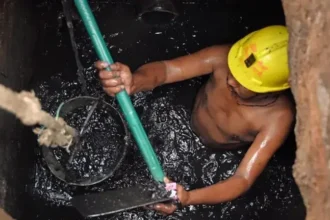 bihar-iitian-divyanshu-kumar-robot-sewer-cleaning-startup-success-story