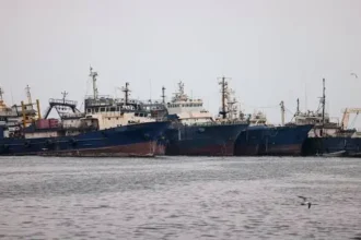 iran-america-war-update-iran-ballistic-missile-attack-us-warships