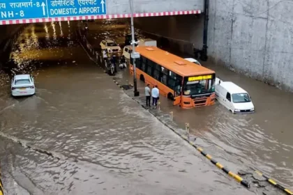 delhi-ncr-heavy-rain-igi-terminal-3-waterlogging-imd-orange-alert