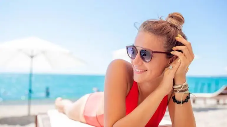 monsoon-hair-style-easy-hairstyles-for-gym-travel