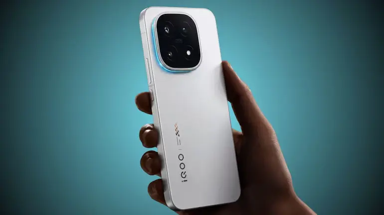 iqoo-16-samsung-oled-display-iphone-ultra-technology