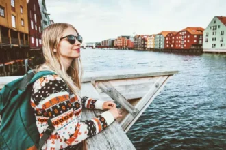 solo-travel-tips-women-safe-destinations-rick-steves-tips